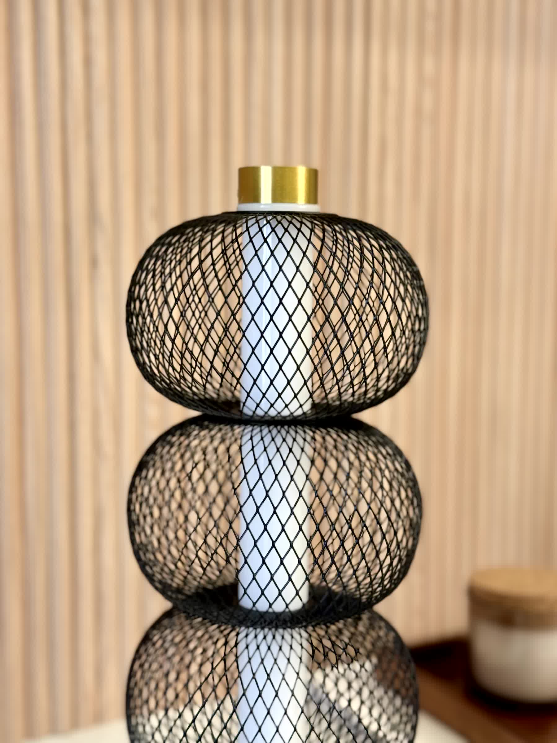 Trinity Mesh Table Lamp