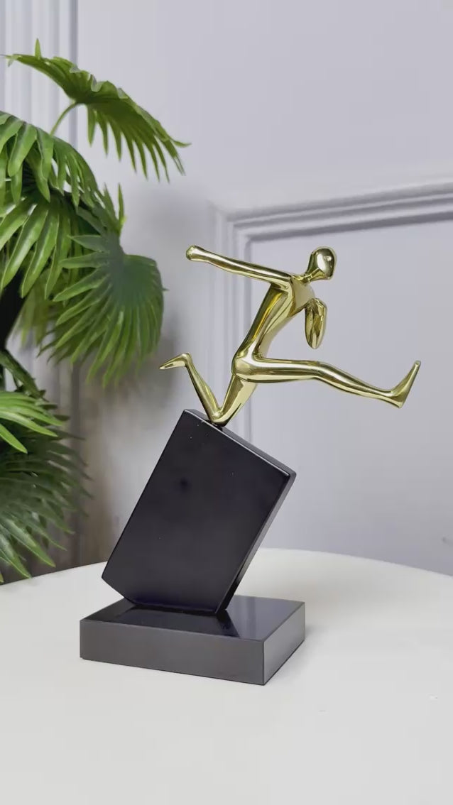 Golden Hurdler Leap Artefact