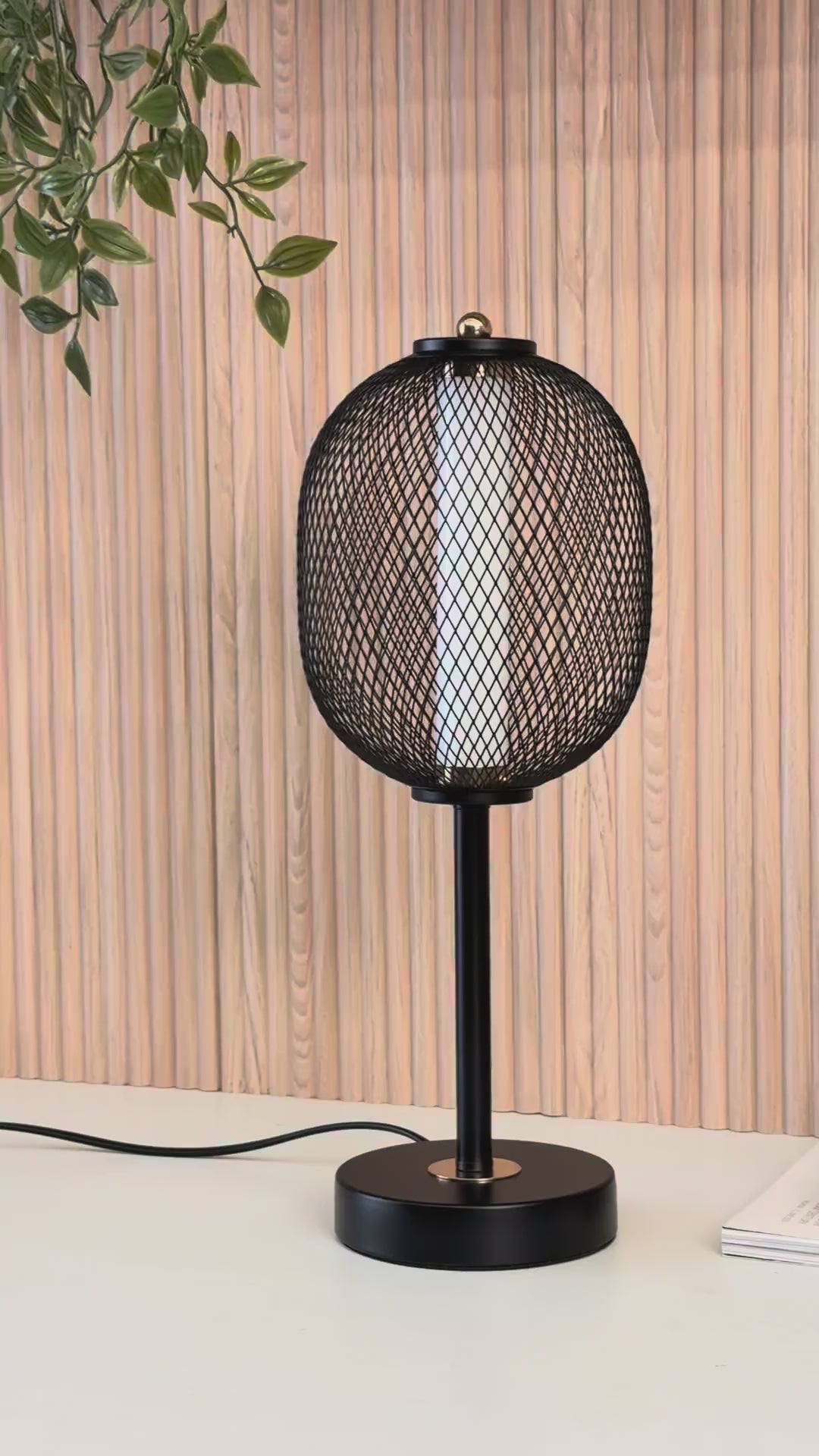 Orion Mesh Pedestal Table Lamp