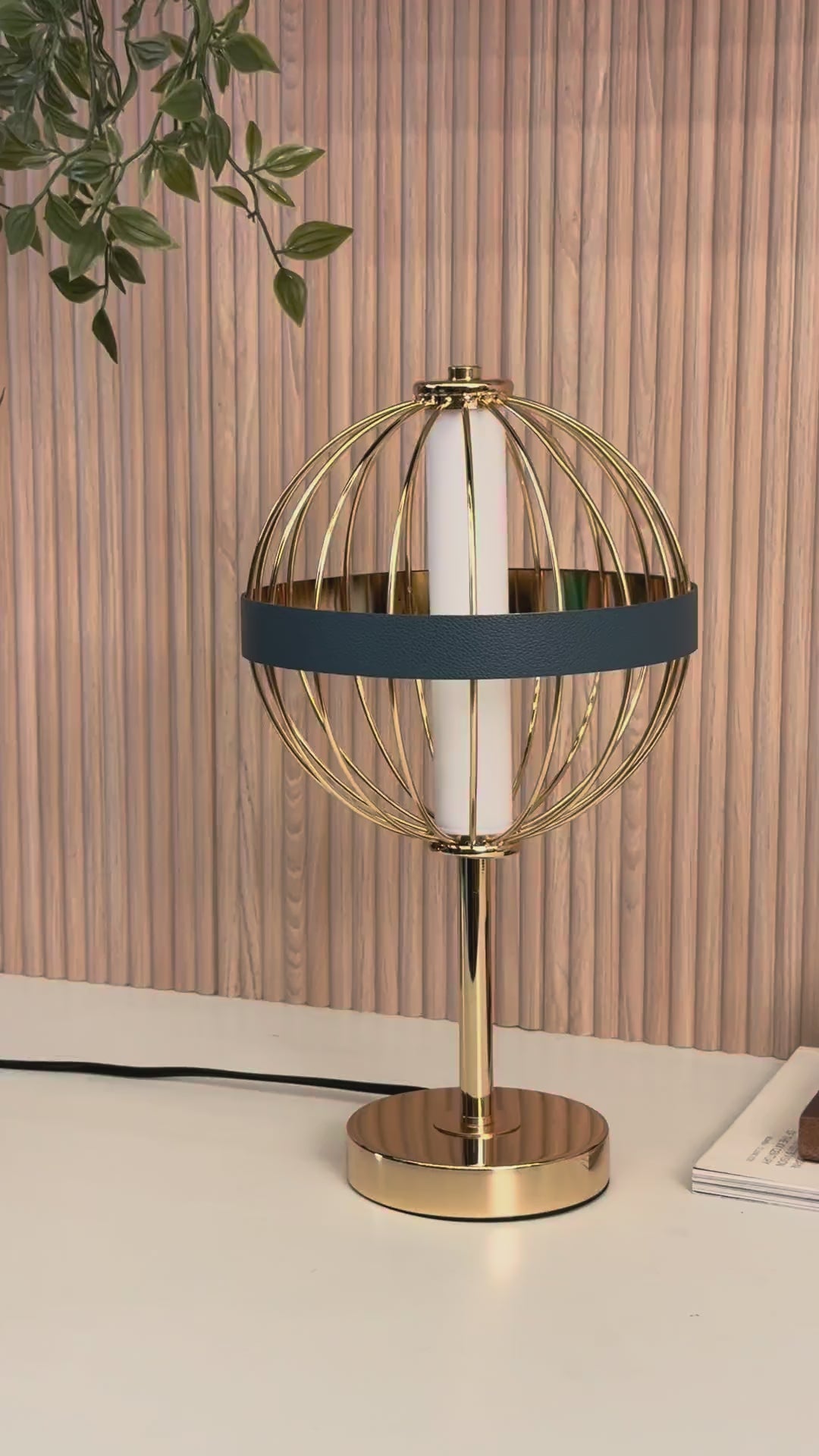 Azure Aurette Cage Table Lamp