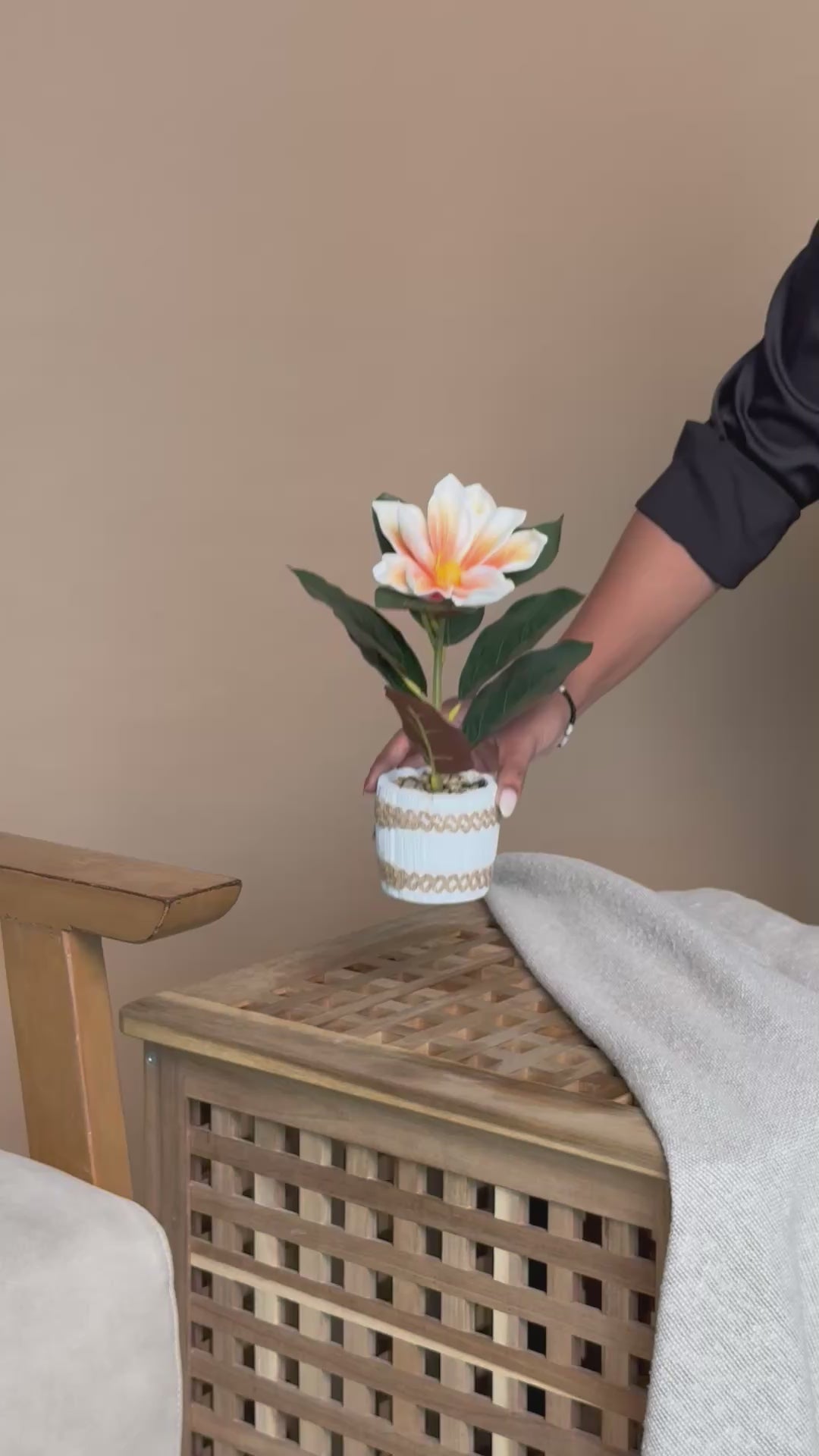 Artificial Lily Plant